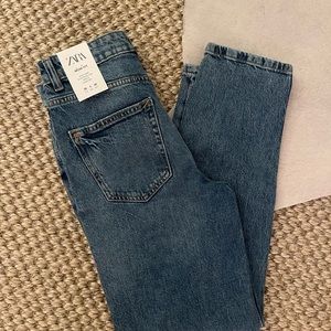 Zara size 4 mom fit jean